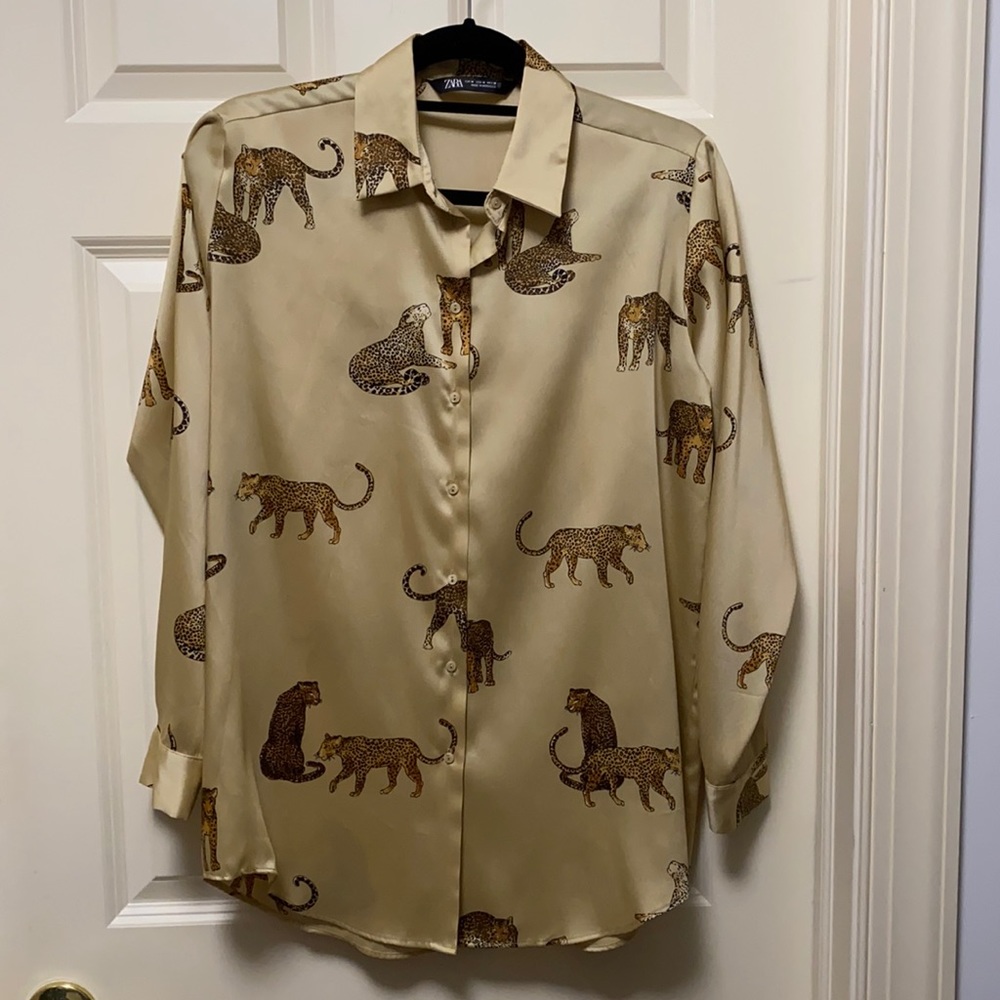 New without tags silk-type Zara blouse